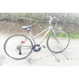 Ladies ridgeback velocity mountain bike, working order