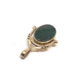 9ct gold shell cameo & bloodstone spinner dob (7.5g)