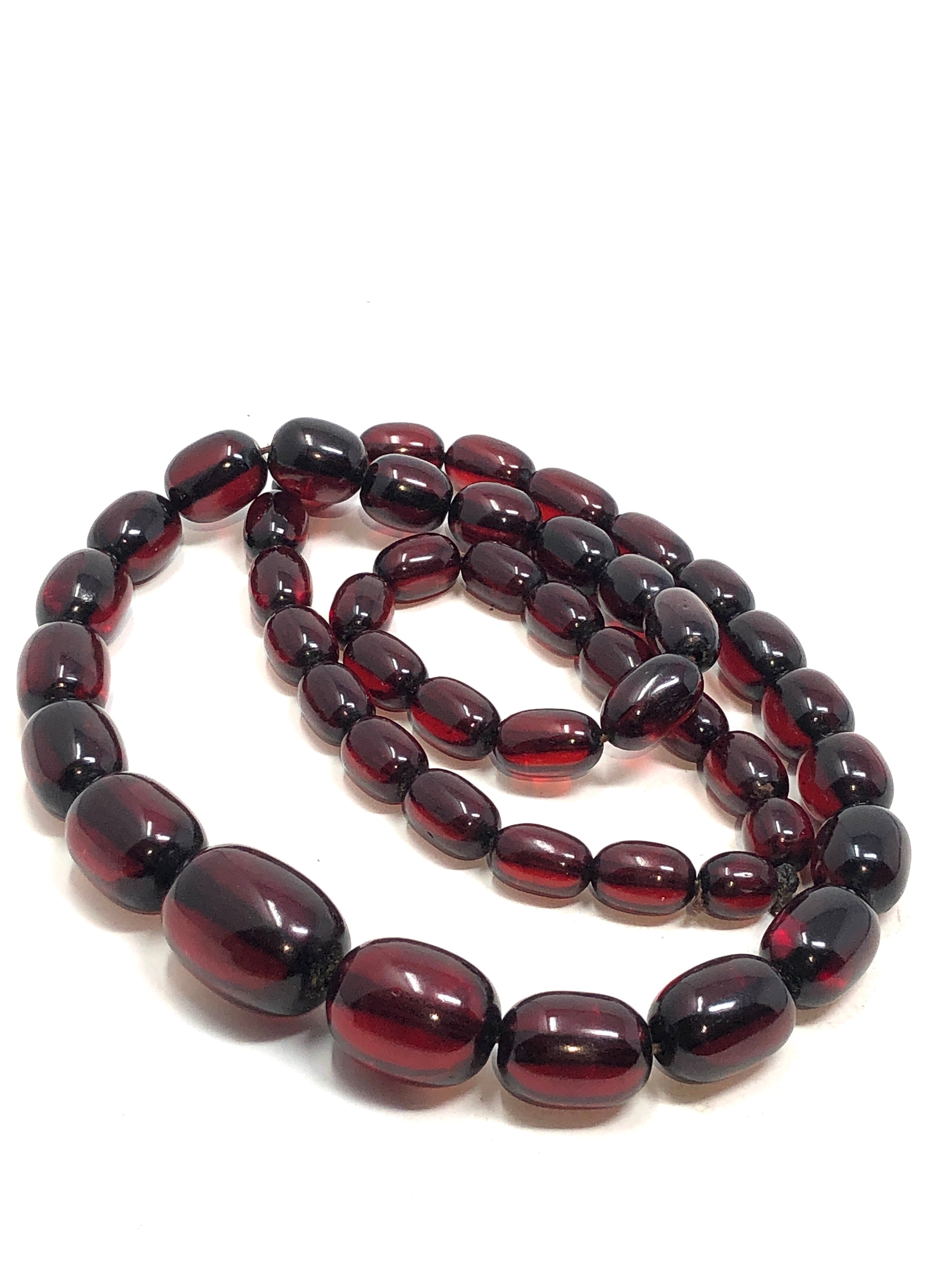 Antique prystal cherry bakelite bead graduated necklace (107g)