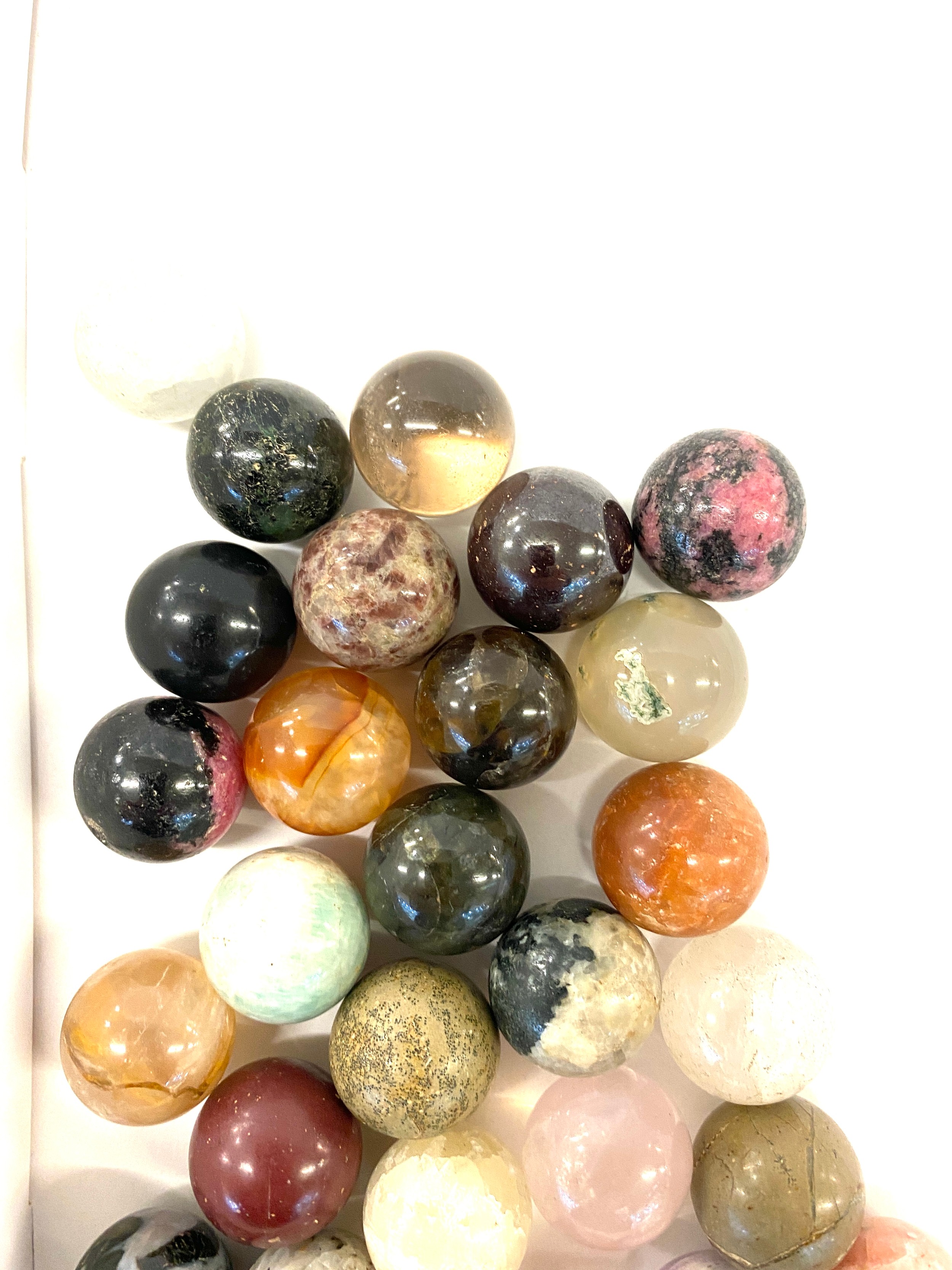 Large selection of assorted marbles - Image 2 of 3