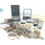 Large selection of ladies costume jewellery to include silver, badges, rolled gold etc