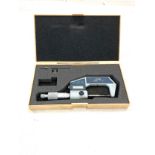 Mitutoyo digital measuring gauge 331-711-30 in original case