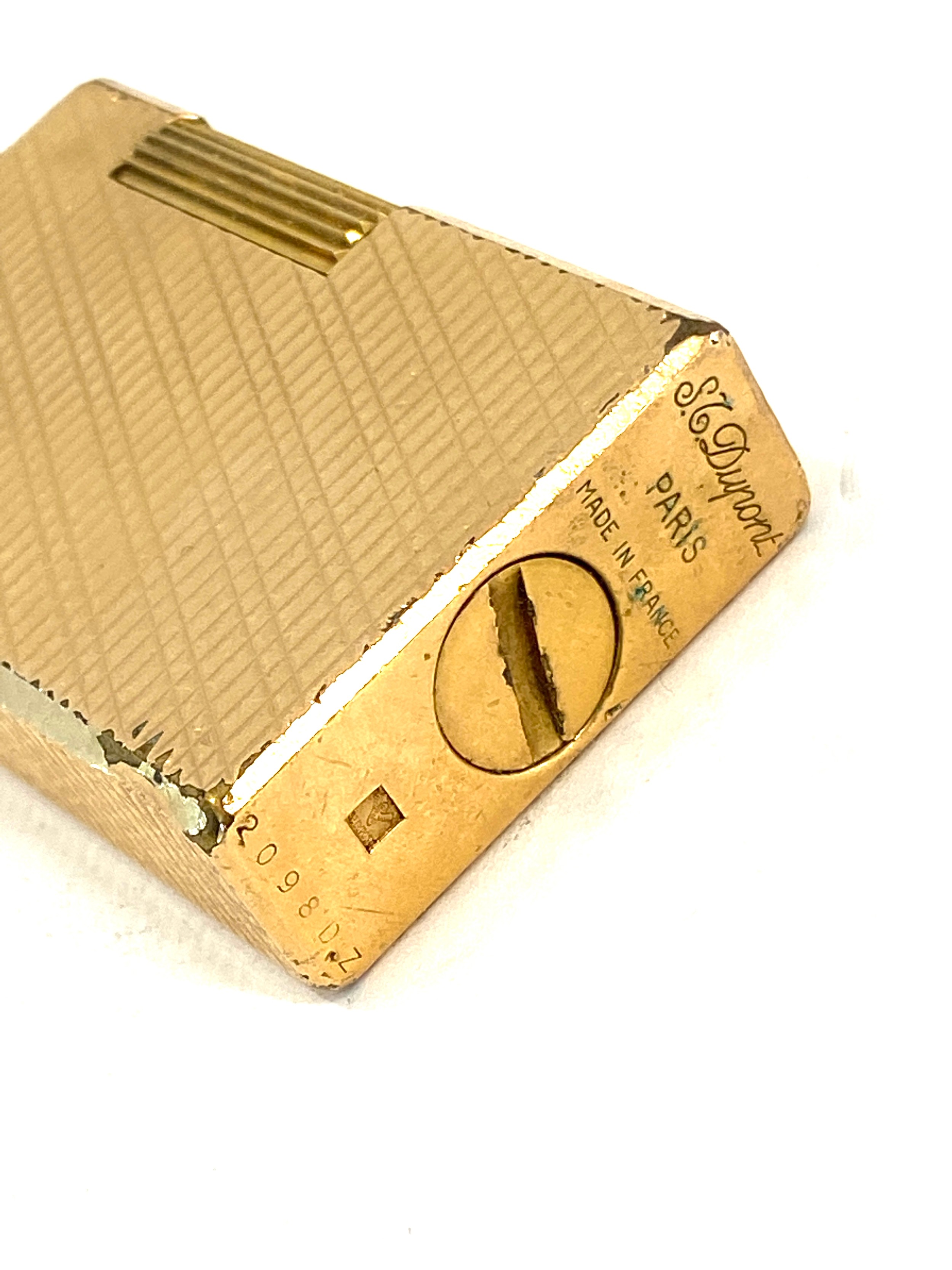 Gold plated cigarette lighter by Dupont Paris - Image 3 of 4