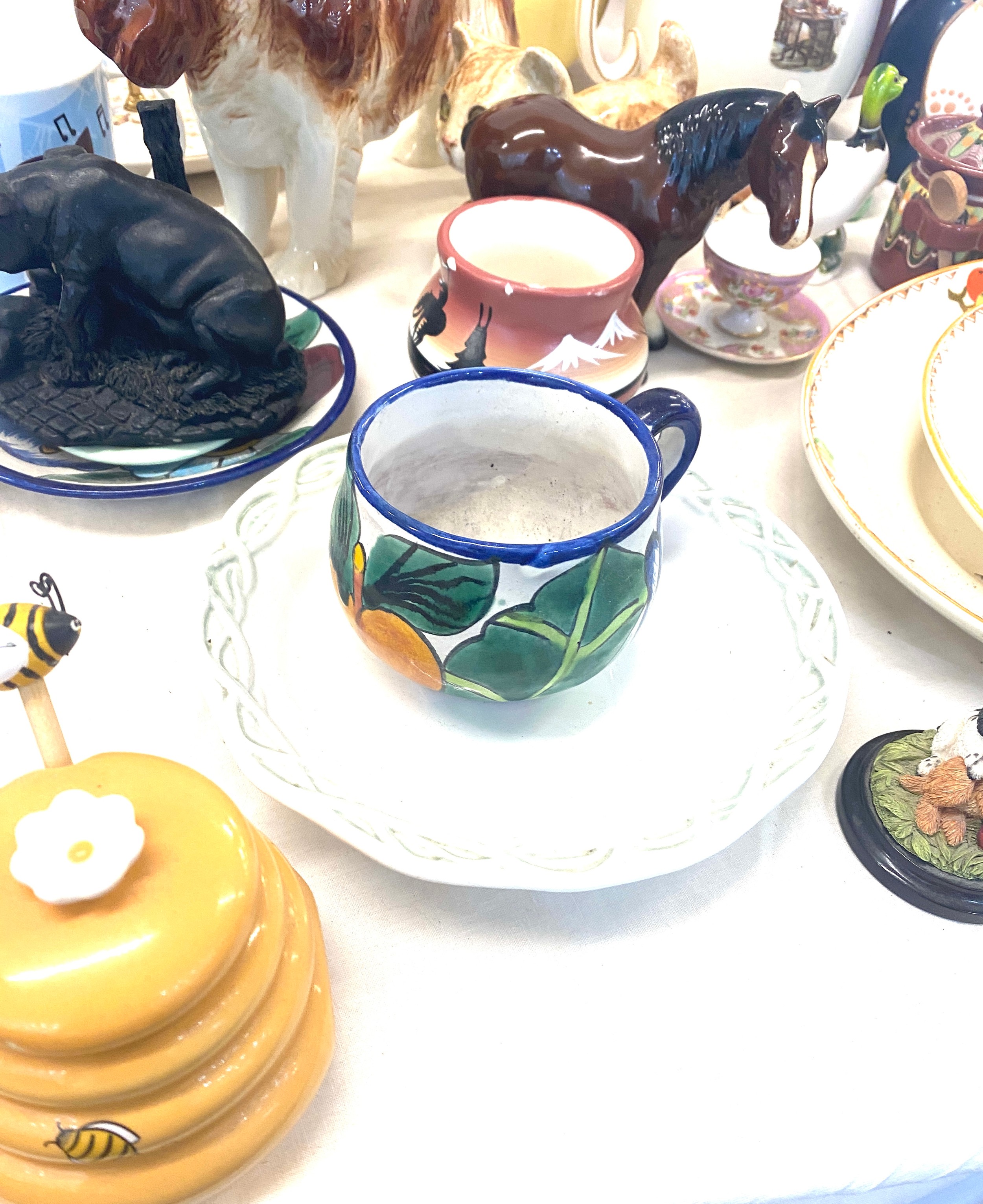 Large selection of miscellaneous includes Beatrix Potter, jugs, pottery etc - Bild 3 aus 5