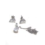 9ct white gold clear stone stud earrings & pendant necklace set (2.1g)