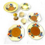 8 assorted pieces of Clarice Cliff Crocus pattern pottery