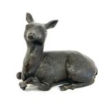 Vintage bronze small deer, unsigned approximate measurements: Height 5 inches, Width 6.5 inches