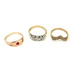 3 Ladies 9ct gold stone set rings, total weight 5g