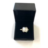 9ct Gold ring with a faux pearl weight approx 4.1g