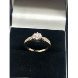 9ct gold diamond ring weight 2.1g 0.10ct diamonds