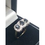 Fine 18ct gold sapphire & diamond ring weight 5.4g