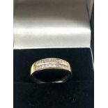 9ct gold diamond ring set 20 small princess cut diamonds approx 2mm dia weight 2.7g