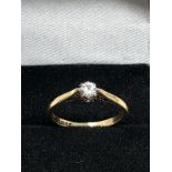 9ct gold diamond ring weight 1.8g est 0.20ct diamond diamond
