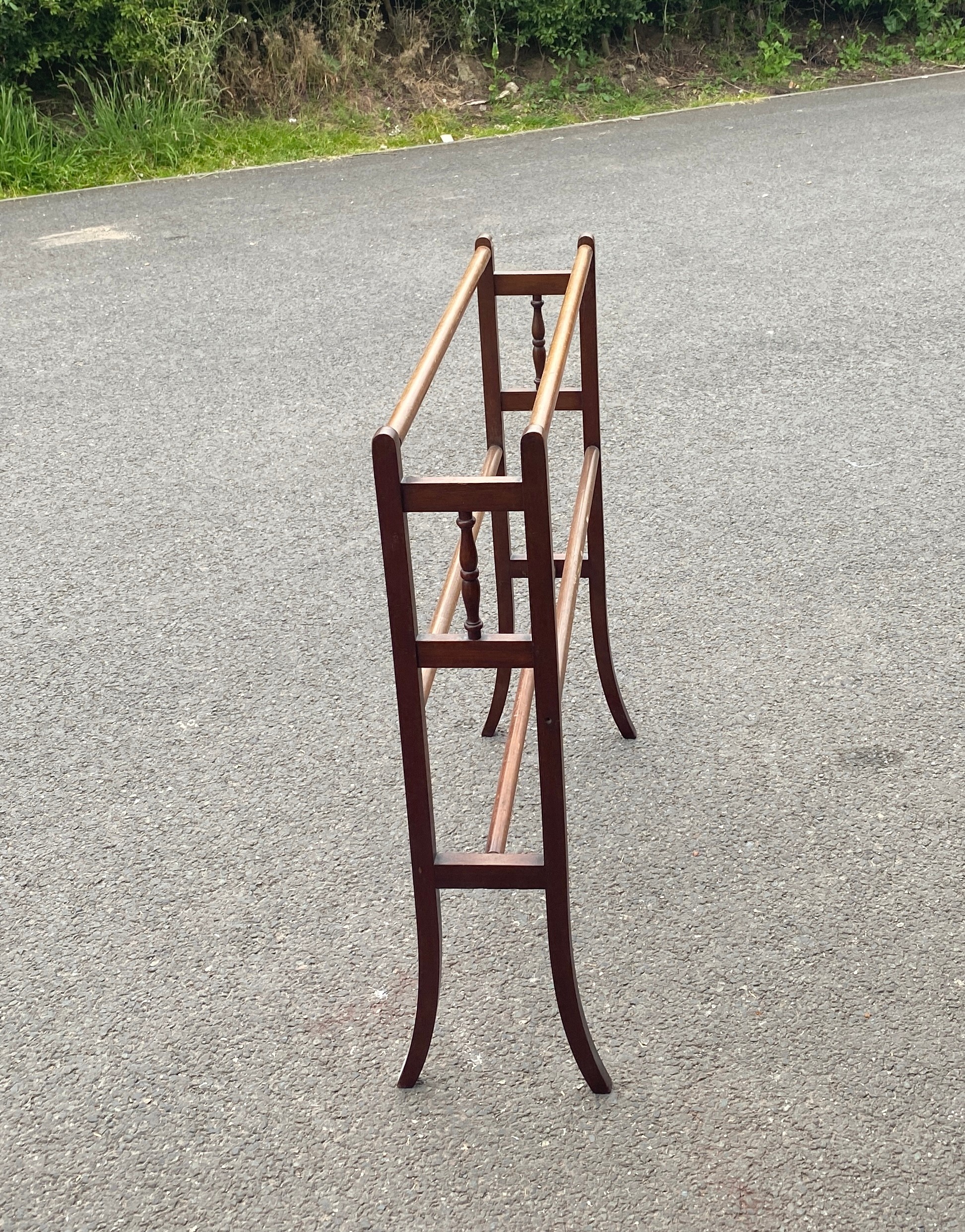 Mahogany vintage towel rail - Image 2 of 2