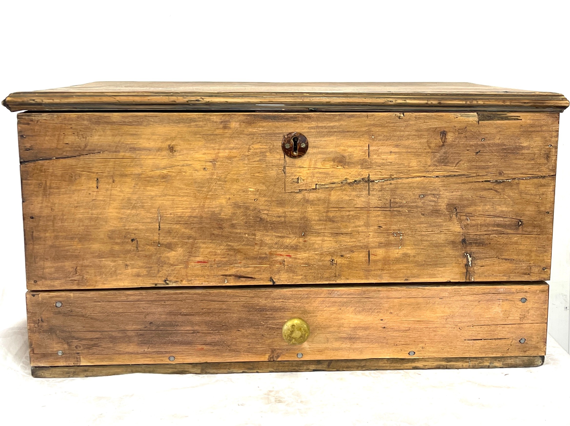 Pine mule chest, approximate measurements: 13 x 24 x 16 inches