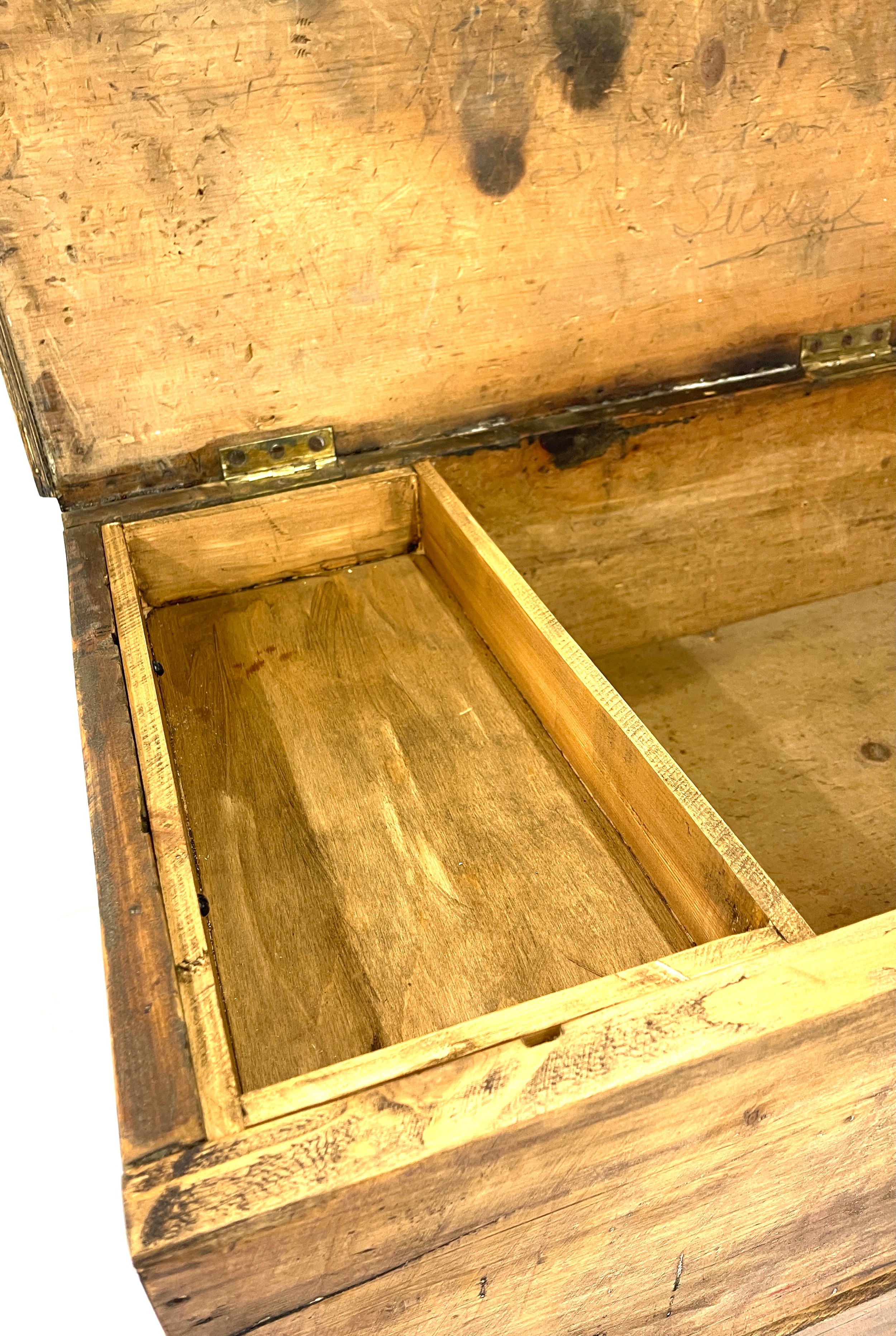 Pine mule chest, approximate measurements: 13 x 24 x 16 inches - Image 5 of 5
