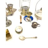 Selection of assorted metal ware includes silver mustard spoon, egg cup etc