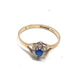9ct gold clear & blue synthetic spinel ring (1.1g)