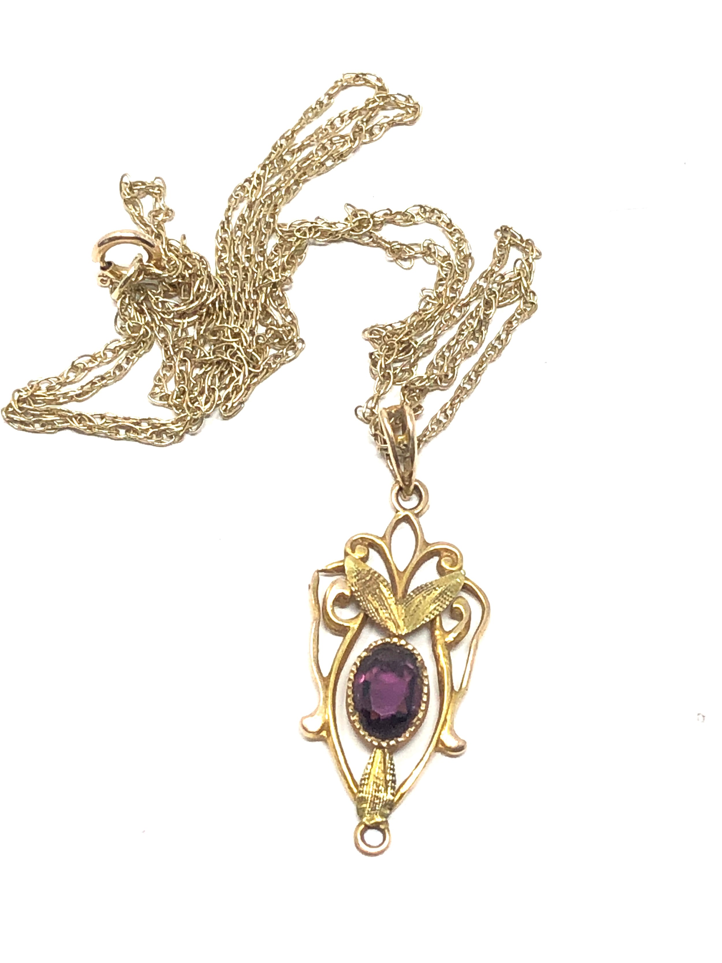 14ct gold amethyst pendant on 9ct gold chain (1.7g)