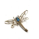 9ct gold topaz & diamond set dragonfly brooch (3.4g)