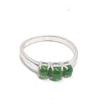 9ct white gold diopside ring (1.9g)