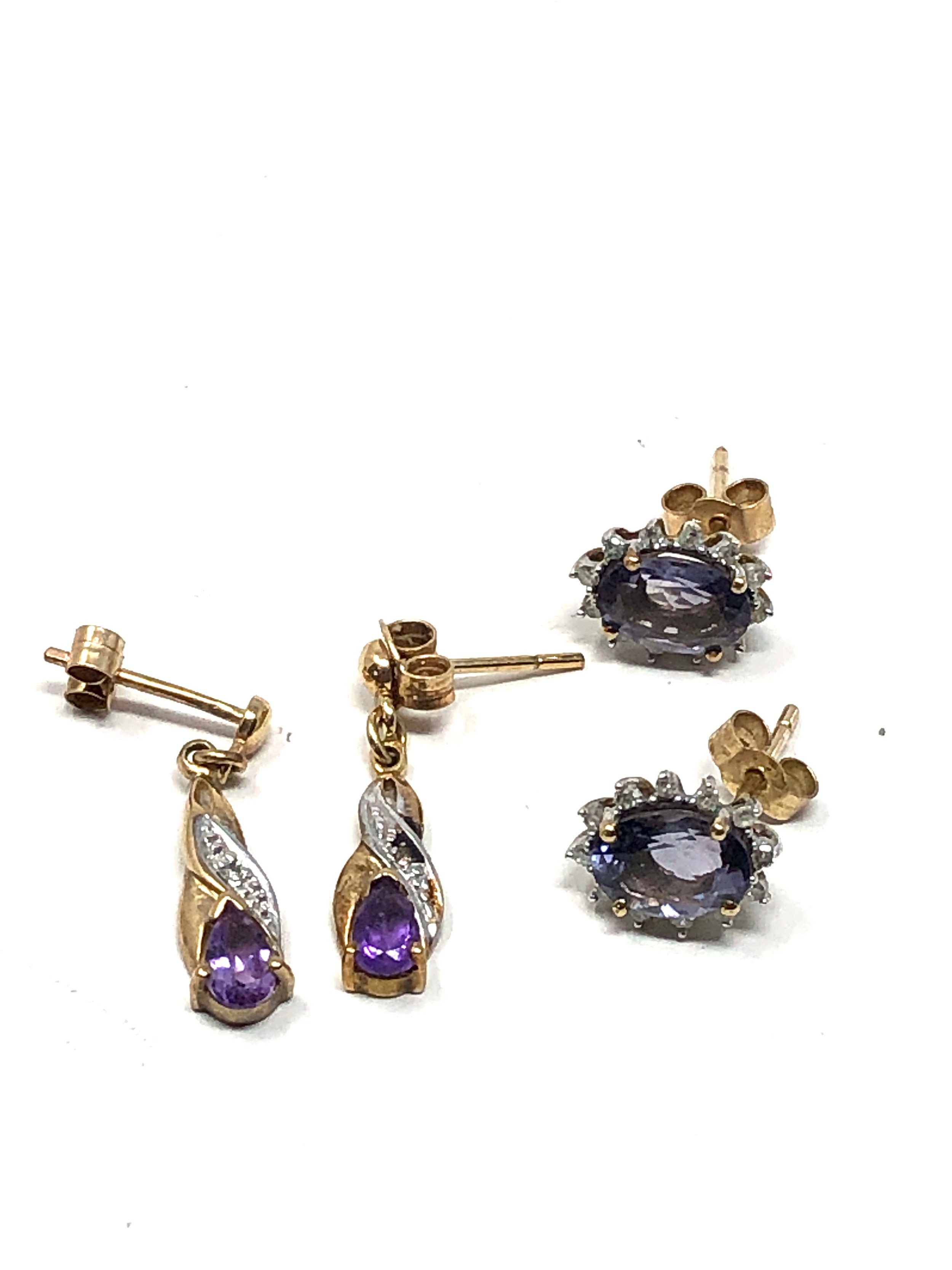 2 x 9ct gold stone set & diamond earrings inc. tanzanite & amethyst (2g)