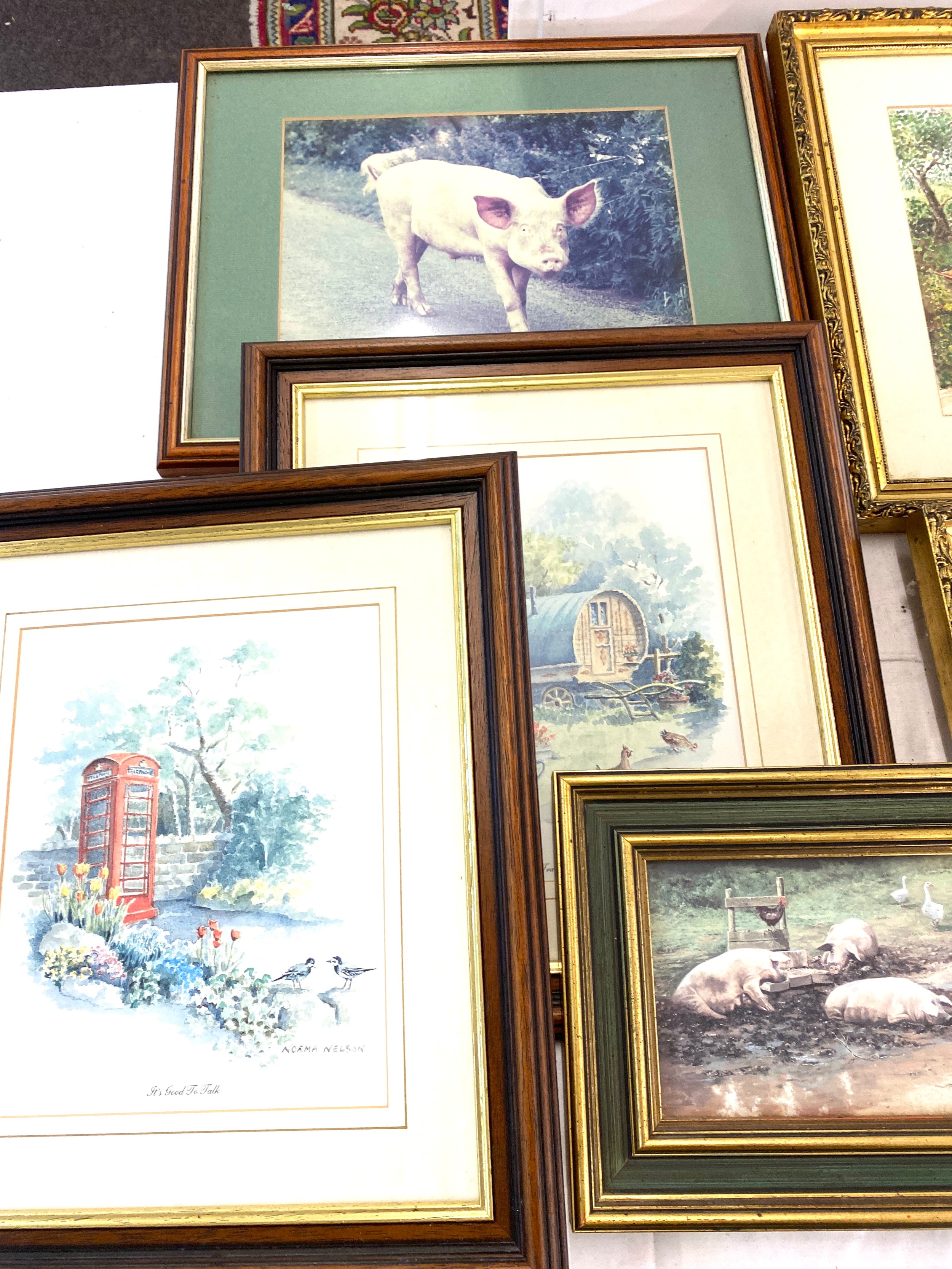 Selection of assorted framed pictures, largest measures approx 16 inches wide by 18.5 inches tall - Image 4 of 5