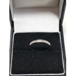 9ct white gold diamond ring weight 1g