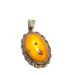9ct gold amber pendant