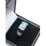 9ct white gold topaz ring weight 6.8g