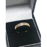 9ct gold diamond fronted band ring (2.4g)