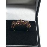 9ct gold garnet dress ring (2.9g)