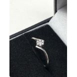 9ct white gold diamond ring weight 1.8g