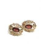 9ct gold garnet earrings weight 1.4g