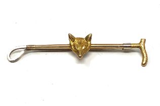 Fine vintage 9ct gold foxes head & crop brooch full gold hallmarks weight 9.4g