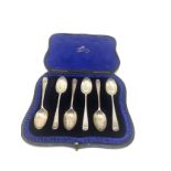 Boxed set of silver tea spoons