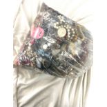 10kg of unsorted costume jewellery inc. Bangles, Necklaces, Rings, Earrings.