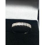 9ct white gold diamond ring weight 2.6g 0.25ct diamonds