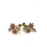 14ct gold ruby floral screw-back earrings (2.6g)