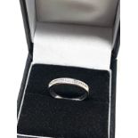 9ct white gold diamond ring weight 2.1g