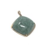 9ct Gold Framed Jade Pendant (11.4g)