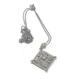 9ct White Gold Diamond Set Pendant Necklace (3g)