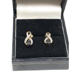 9ct gold diamond & sapphire earrings weight 1.5g