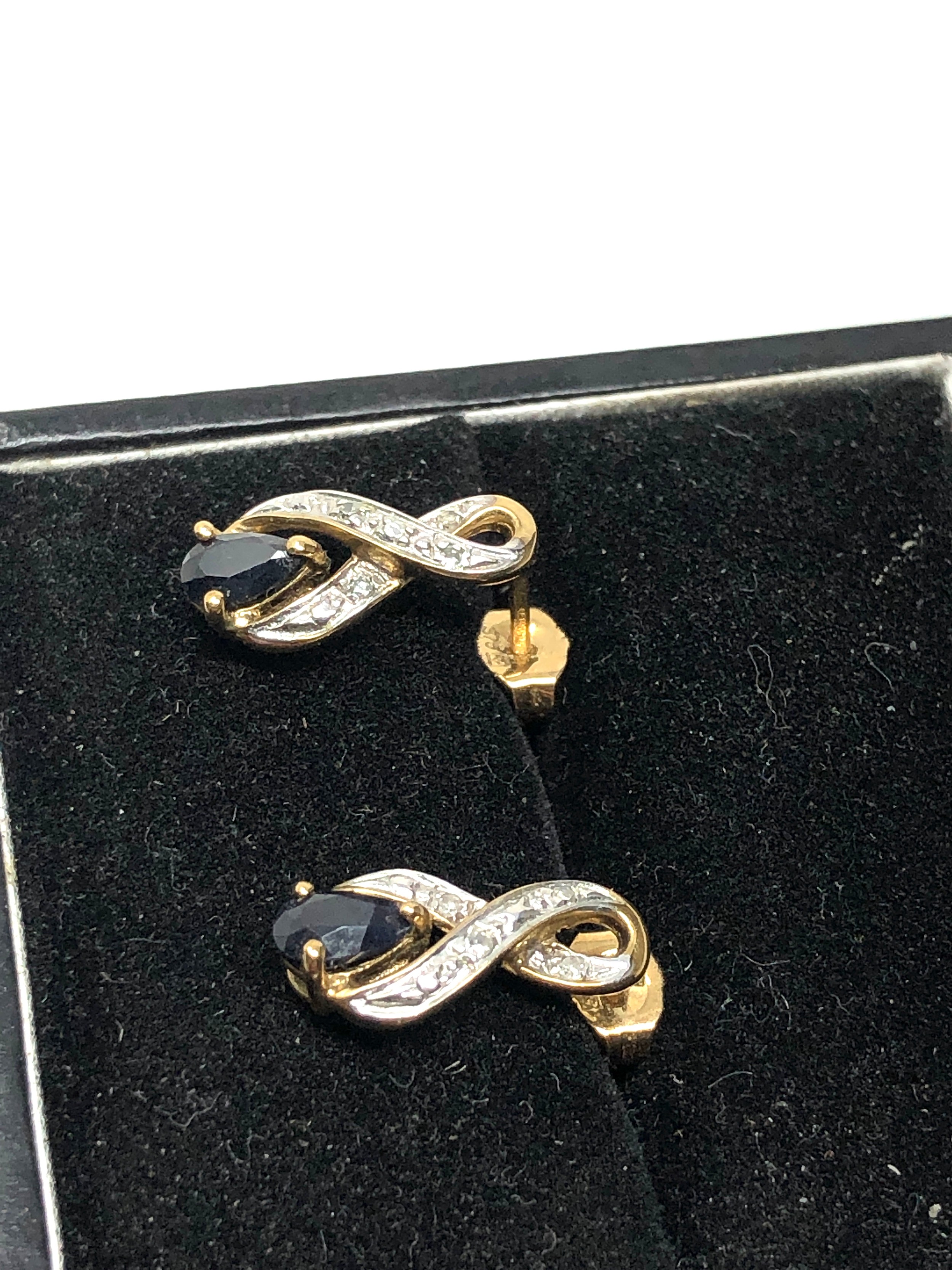 9ct gold diamond & sapphire earrings weight 1.5g - Bild 2 aus 3