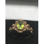 9ct Gold Vintage Peridot Ornate Openwork Dress Ring (2.6g)