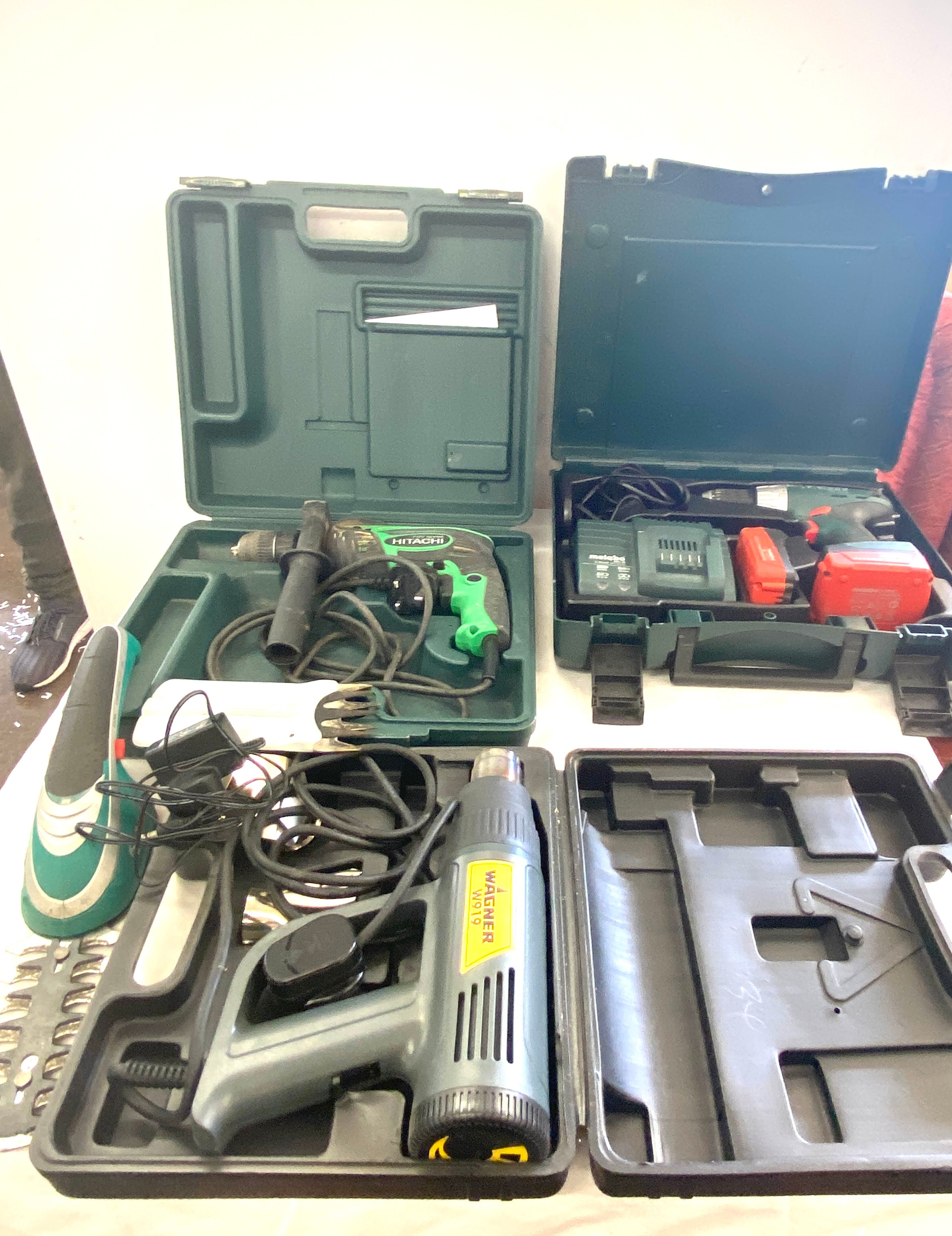 Selection cased hand tools to include Metavo AS30, Hitachi, Bosch headge trimmer etc - Image 3 of 5