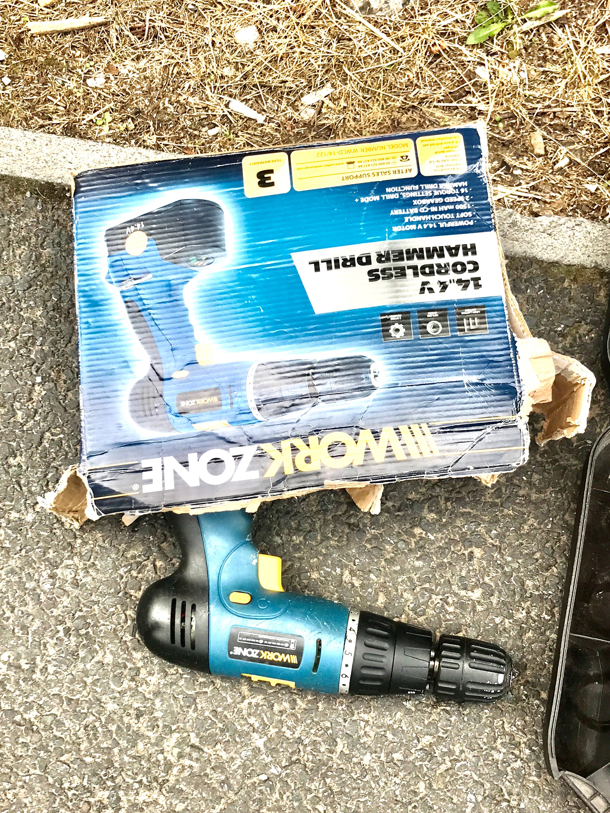Two cordless drills one black and decker model number CD12C and a work zone model number B7C2885- - Image 2 of 3