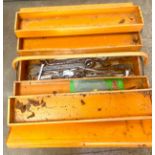 Metal expanding tool box with contents