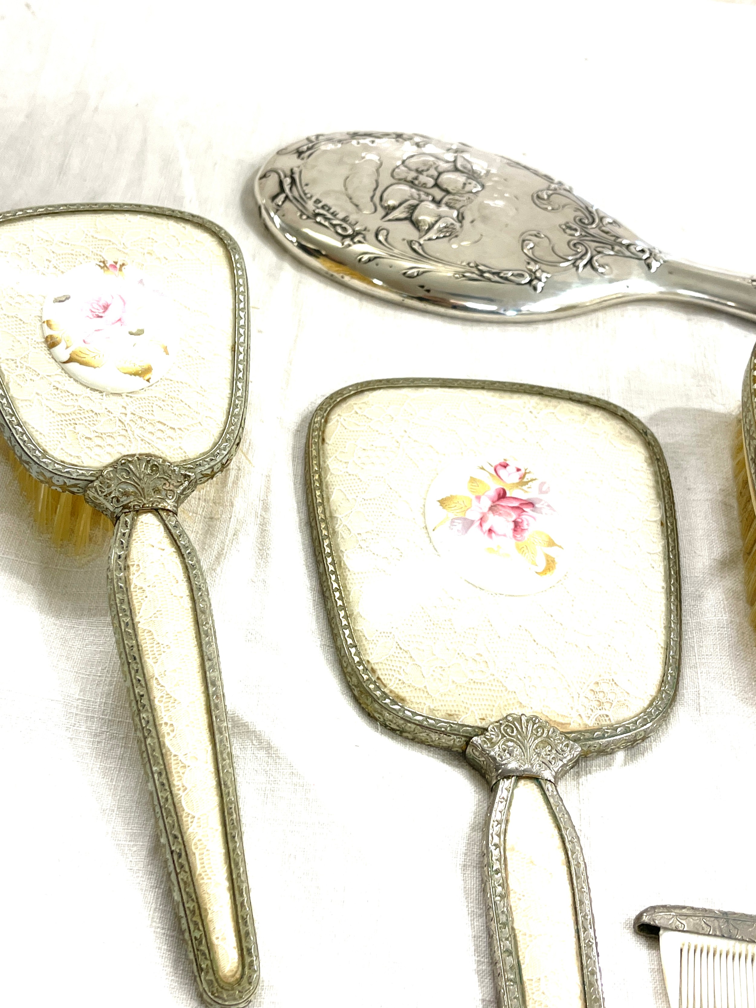 Silver hallmarked dressing table mirror, vintage dressing table set and singular comb - Bild 2 aus 5