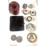 Tray of miscellaneous items includes Bakelite ash tray, Pill boxes 1931 florin and a 1948 Half